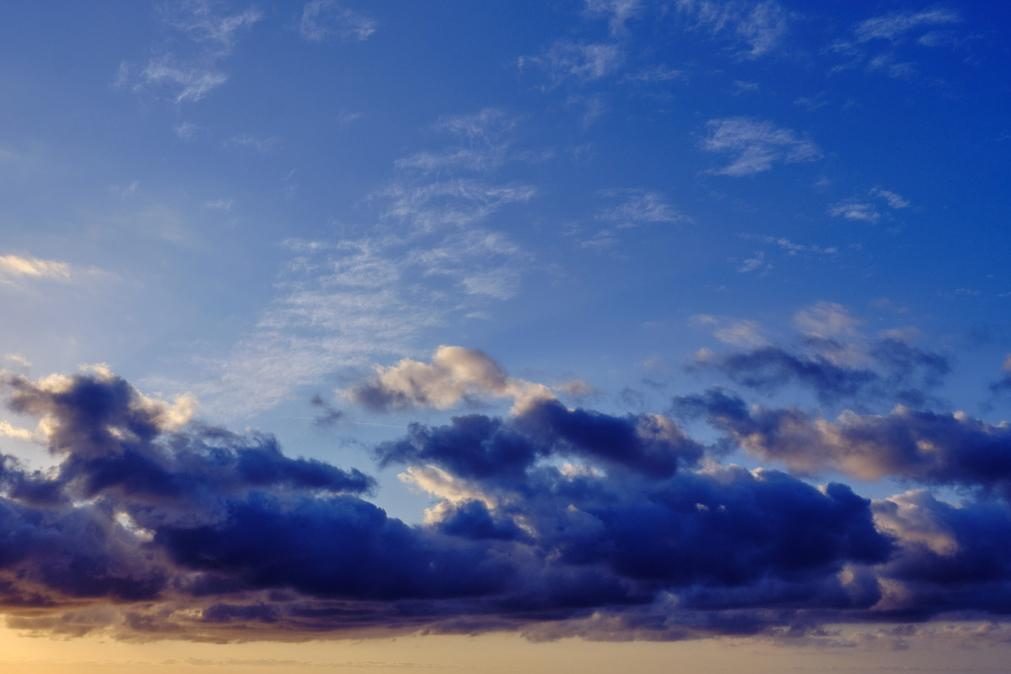 Previsão do tempo desta sexta-feira com nuvens e menos calor