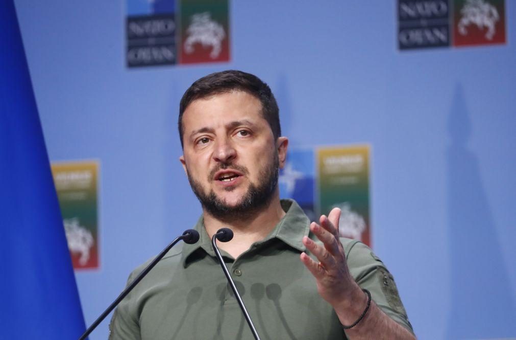 Zelensky anuncia garantias de segurança e 