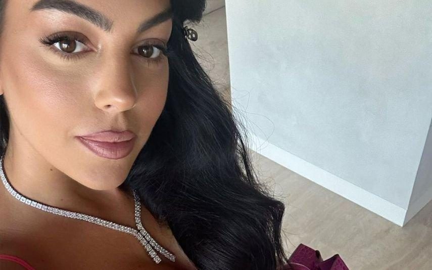 Georgina Rodriguez Ostenta sacos de compras de lojas de luxo e é criticada