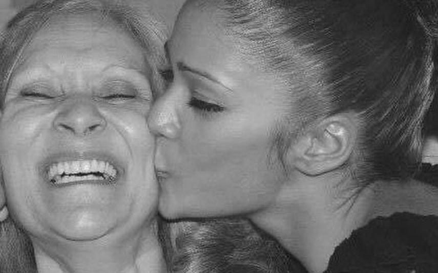 Raquel Tavares Chora a morte da mãe: