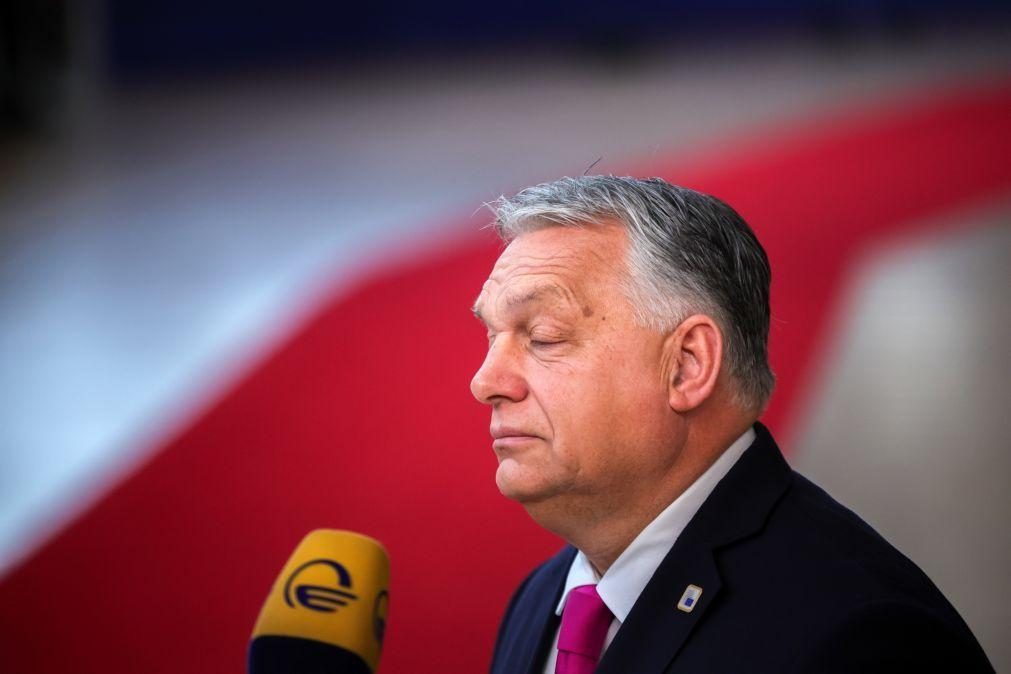 Orbán condiciona ajuda à Ucrânia à libertação de todos os fundos para a Hungria