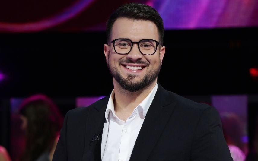 Francisco Monteiro Pede ajuda para perder peso: