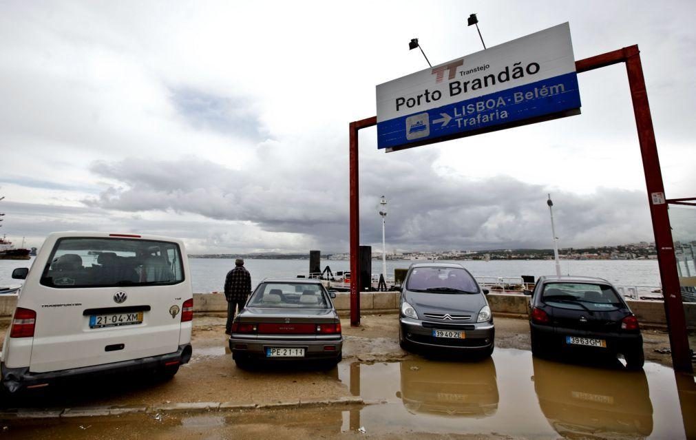 Travessia entre Trafaria e Porto Brandão suspensa por dois meses a partir de sábado