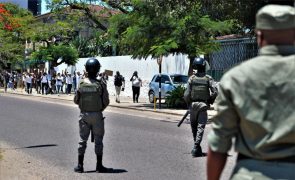 Pelo menos 11 feridos em três dias de confrontos entre manifestantes e polícia em Moçambique