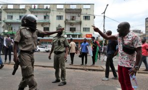 Pelo menos 12 mortos e 34 baleados na nova fase de manifestações em Moçambique