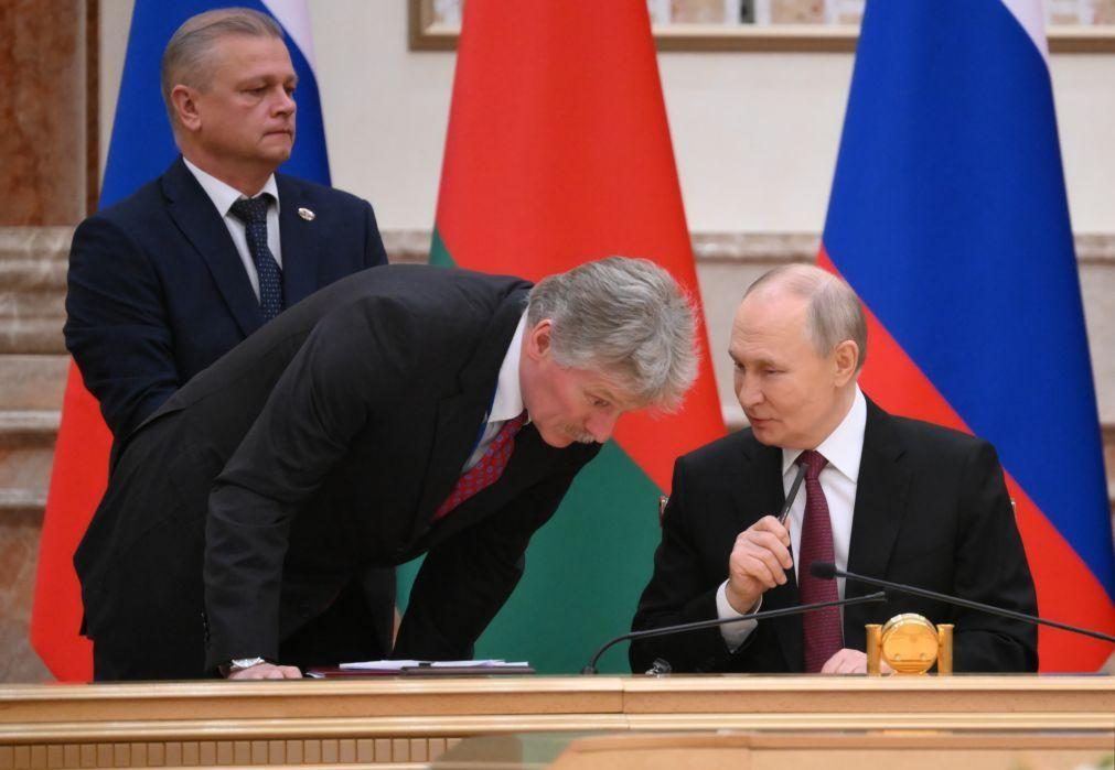 Moscovo acusa Zelensky de