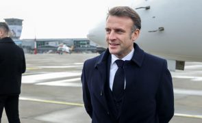 Macron e Papa debatem Ucrânia e Síria durante visita à Córsega