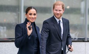 Harry e Meghan - Cartão de Natal desvenda fotos inéditas dos filhos dos duques!