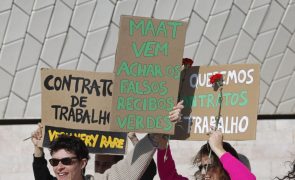 Recibos verdes no Estado sobem 10% no 1.º semestre e atingem máximo de 2011