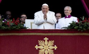 Papa Francisco pede fim dos conflitos no mundo na sua mensagem de Natal