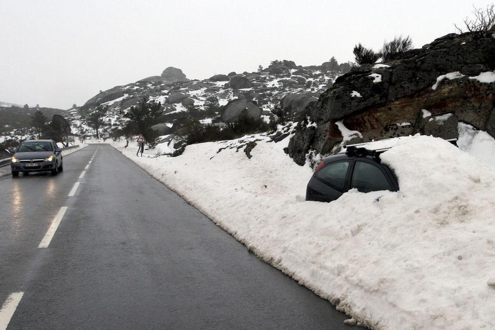 Estrada reaberta no maciço central da Serra da Estrela