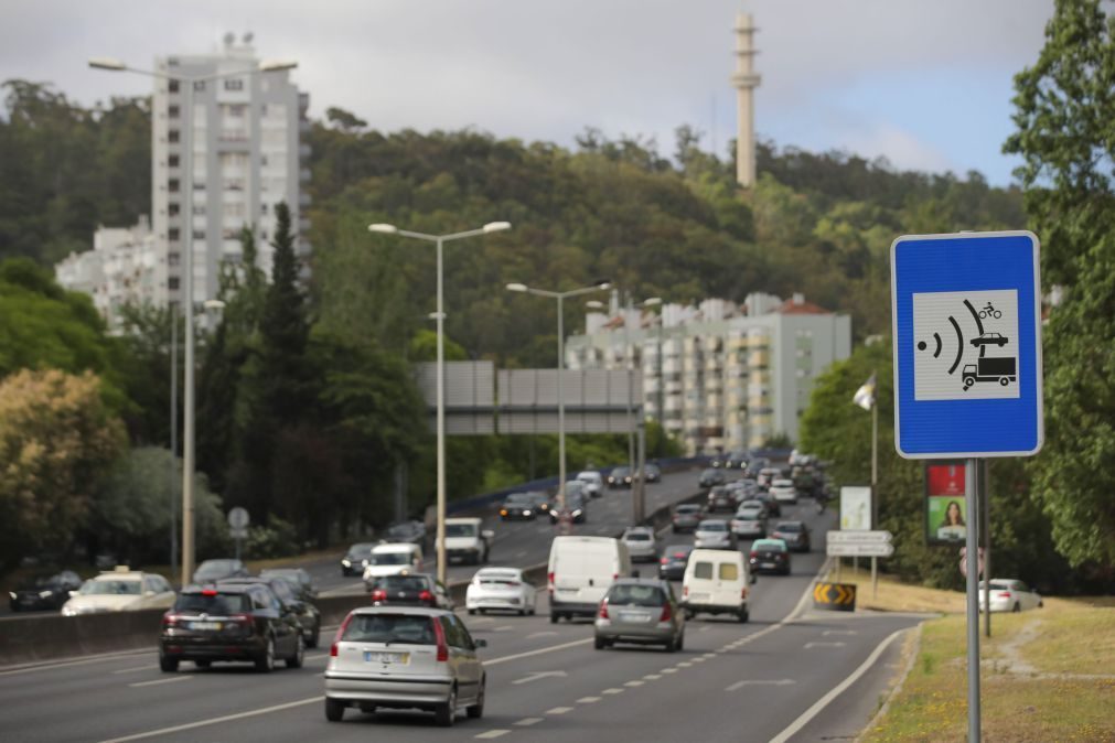 Ruído do tráfego acima do permitido afeta quase 14% dos lisboetas