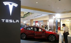 Tesla vai lançar nova versão do Model Y na China para competir com marcas locais