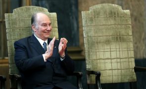 Primogénito Rahim no lugar de Aga Khan como líder da comunidade ismaelita