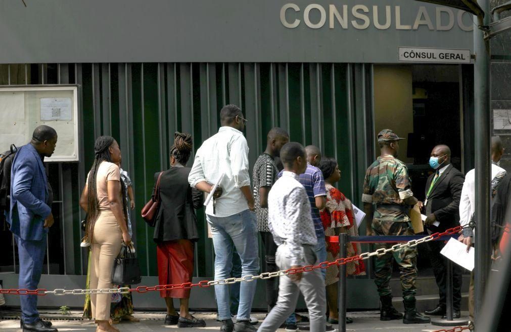 Empresários portugueses querem dar trabalho a angolanos mas são travados pelos vistos