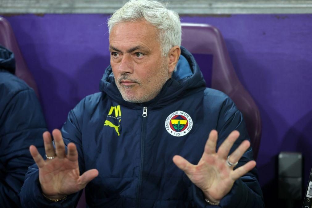 Galatasaray vai avançar com queixa judicial contra José Mourinho