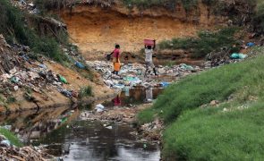 Autoridades angolanas decretam cerca sanitária em localidade afetada pela cólera