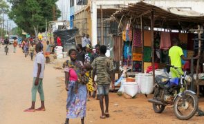 Violência em Cabo Delgado agrava problema de uniões prematuras - ONG