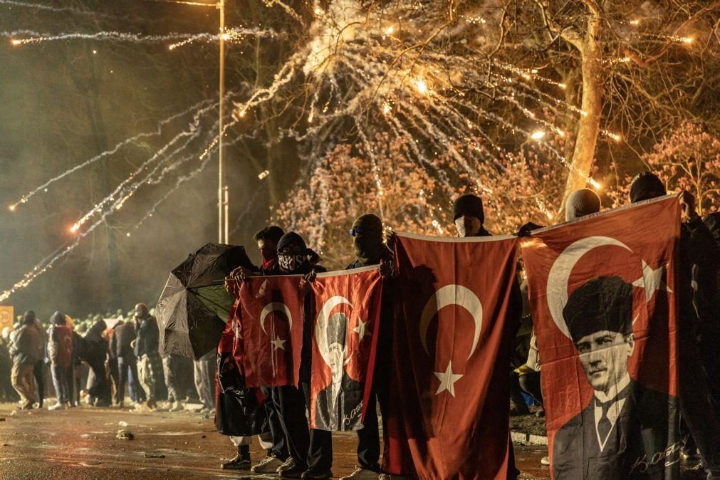 Governo da Turquia confirma detenção de mais de 1.100 pessoas nos protestos