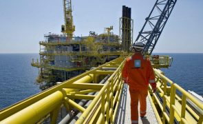 Mais de 100 organizações pedem fim da exploração de petróleo nos oceanos