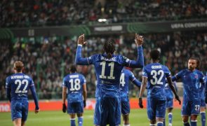 Chelsea ganha na Polónia por 3-0 e já 'espreita' meias-finais