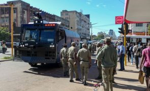 Polícia moçambicana impede marcha contra 