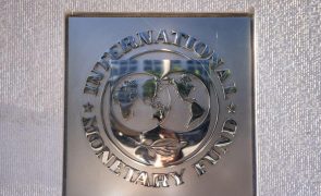 FMI revê em baixa previsões para o crescimento mundial para 2,8%