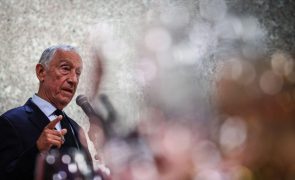 Marcelo em jantar da Associação 25 de Abril defende 