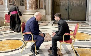 Trump e Zelensky tentam organizar novo encontro em Roma