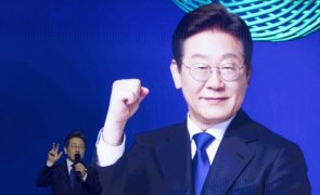 Maior partido da oposição nomeia Lee Jae-myung para presidenciais da Coreia do Sul