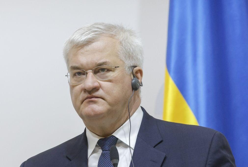 Kiev pede à Rússia que aceite cessar-fogo imediato de 30 dias