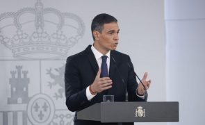 Sánchez diz que se desconhecem causas do apagão e energia voltará 