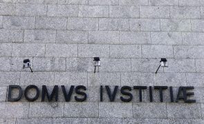 Tribunais e conservatórias retomam atividade com constrangimentos na rede