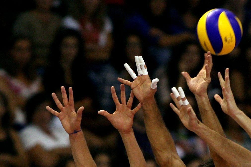 Sporting vence Benfica e reduz desvantagem na luta pelo título de voleibol