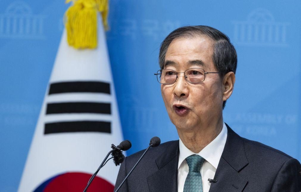 Antigo primeiro-ministro da Coreia do Sul Han Duck-soo na corrida às presidenciais
