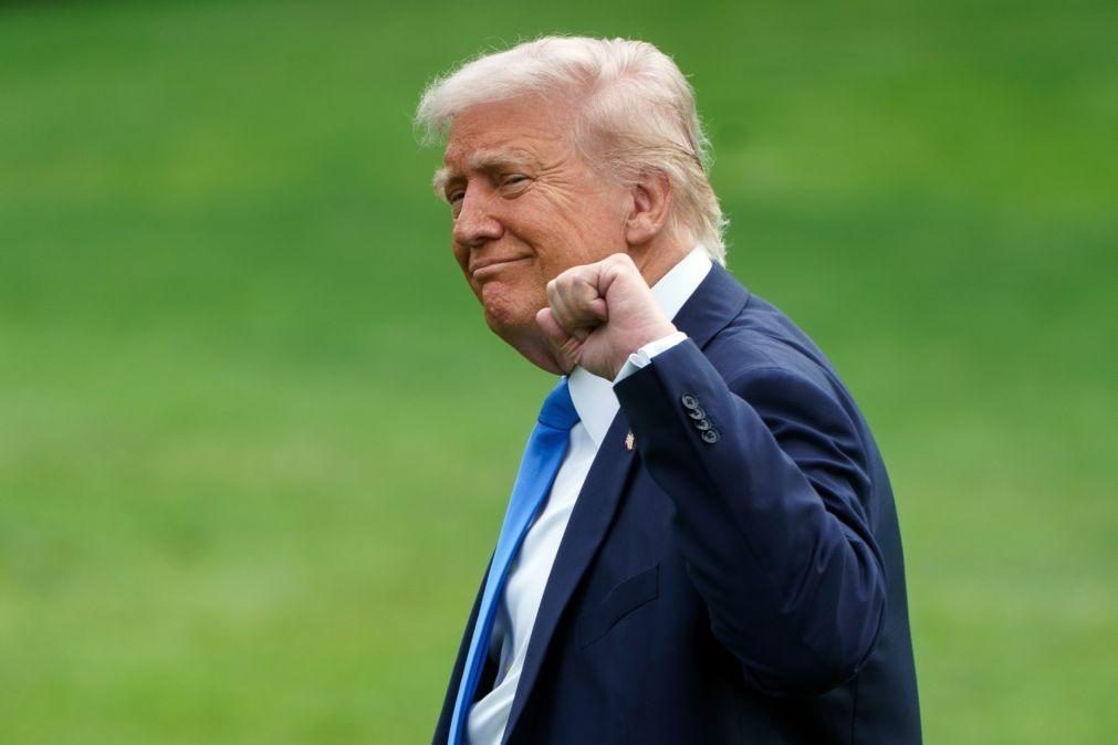 Trump determina cortes no financiamento da rádio e da televisão públicas