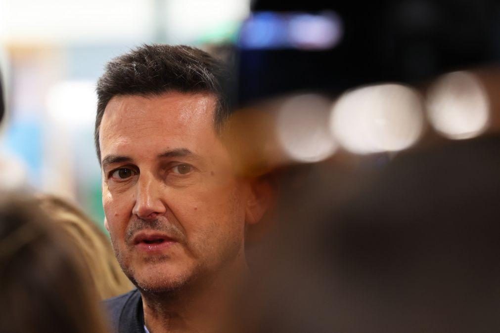 Rui Rocha chocado com sugestão do PSD defende liberdade de expressão