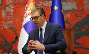 Presidente da Sérvia interrompe visita aos Estados Unidos por razões de saúde