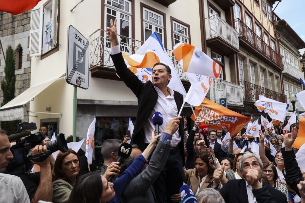 Montenegro promete melhores salários e admite aumento extraordinário das pensões