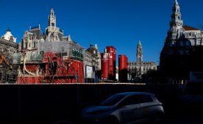 Câmara do Porto vai hastear oficialmente bandeira arco-irís