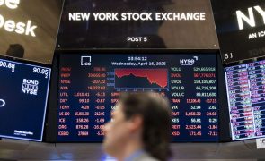 Wall Street fecha em baixa à espera da Fed e a acompanhar a guerra comercial