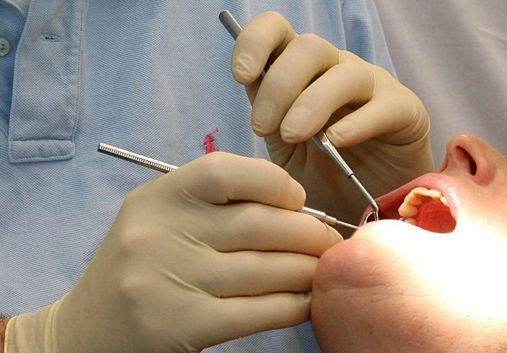 Mais de metade das autarquias não gastaram um cêntimo na saúde oral