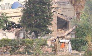 Troca de bombardeamentos entre Índia e Paquistão já matou 34 civis