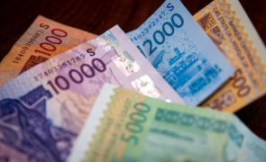 Governo guineense promete pagar salários em atraso para acabar com greves