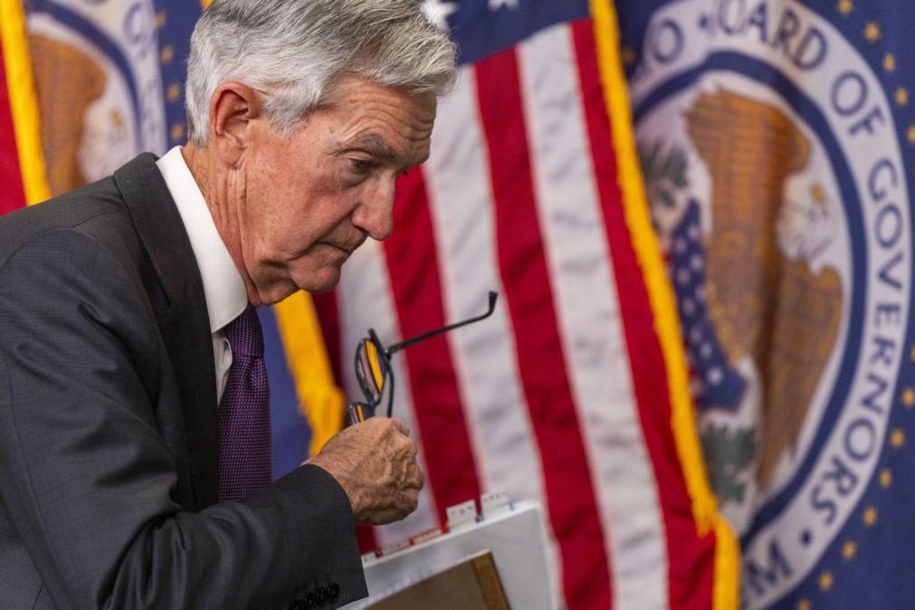Fed deixa juros inalterados apesar de críticas de Trump