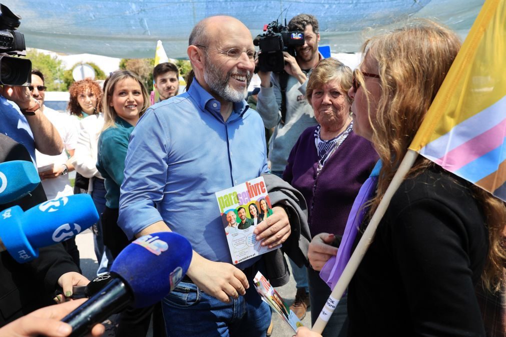 Rui Tavares lembra que votar é fácil e dá um