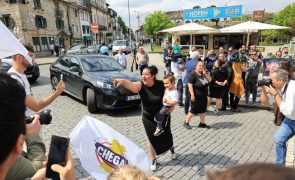 Ventura recebido com novo protesto da comunidade cigana em Braga