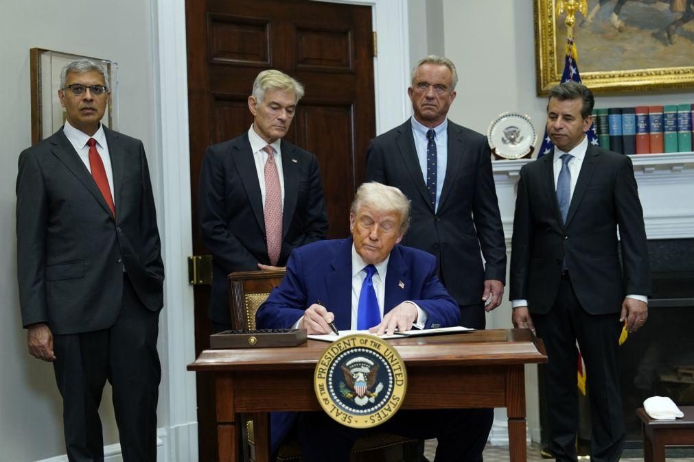 Trump admite aliviar sanções para permitir