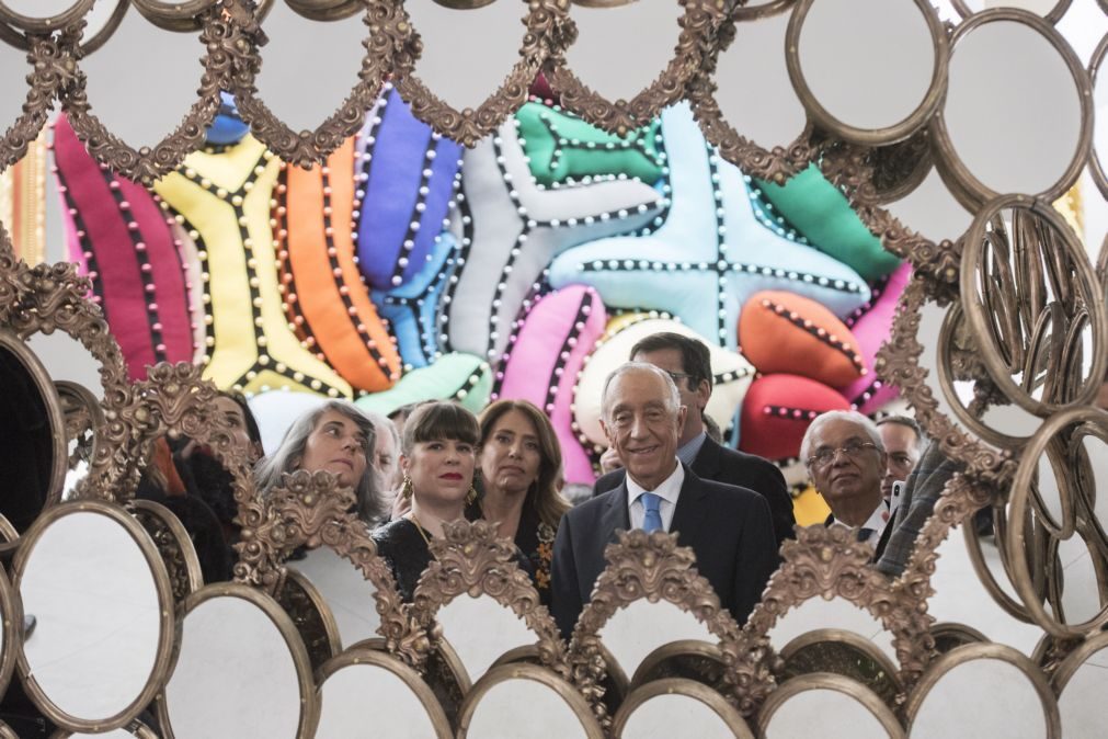 Presidente agradece a Joana Vasconcelos por mais um