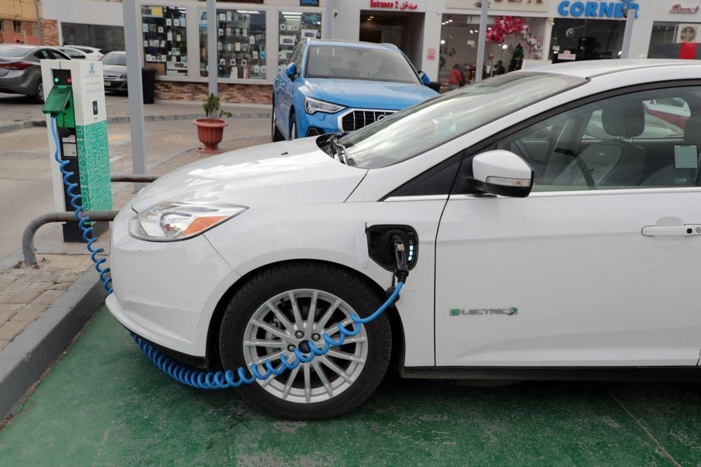 Venda de carros elétricos cresceu mais de 65% em 2019